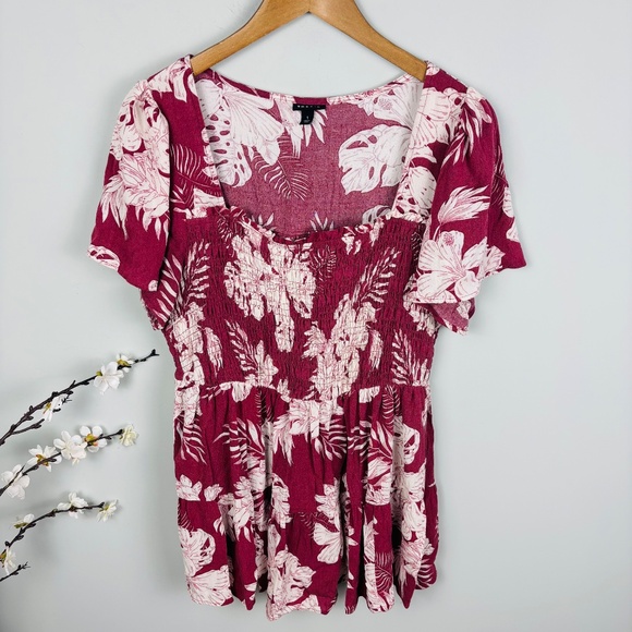 Torrid Babydoll Gauze Smocked Tiered Top Size 1X - Picture 2 of 4